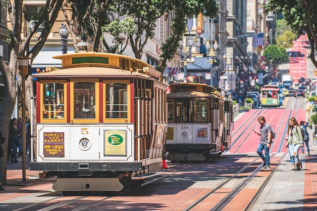 サンフランシスコのケーブルカー開通150周年で記念乗車券発売やイベント開催中